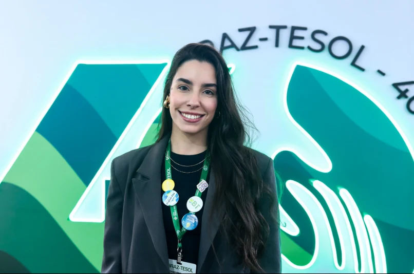 Participant at the BRAZ-TESOL anniversary display
